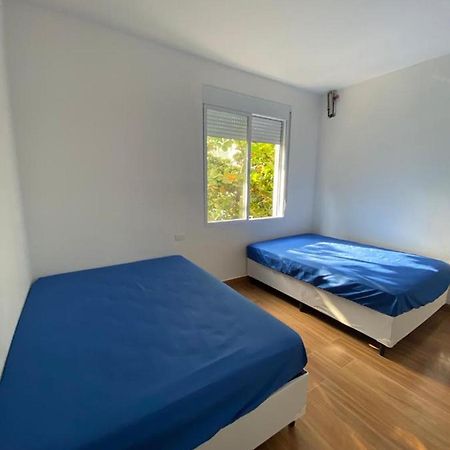 Apartamento Guaruja Pitangueiras 50 Metros Da Praia. Εξωτερικό φωτογραφία